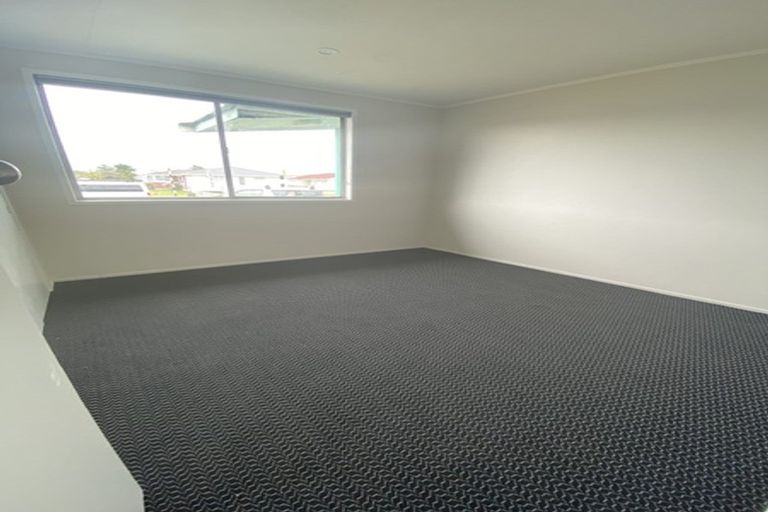 Photo of property in 74 Bader Drive, Mangere, Auckland, 2022