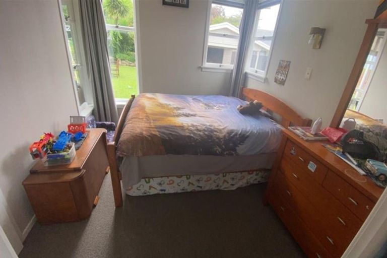 Photo of property in 14 Nimon Street, Havelock North, 4130