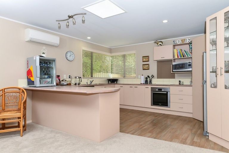 Photo of property in 26 Bouverie Crescent, Flagstaff, Hamilton, 3210