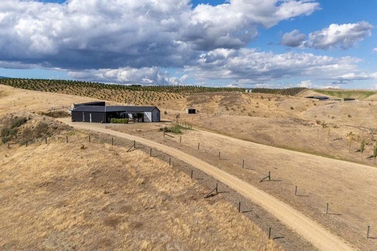 Photo of property in 77 Leaning Rock Road, Springvale, Alexandra, 9393