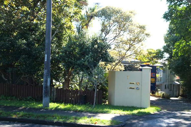 Photo of property in 7 Drake Street, Howick, Auckland, 2014