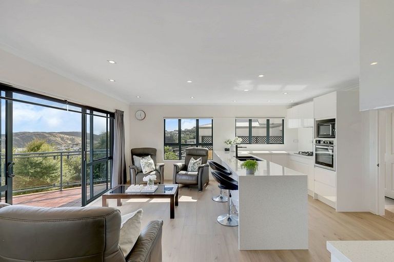 Photo of property in 7 Cromarty Place, Papakowhai, Porirua, 5024