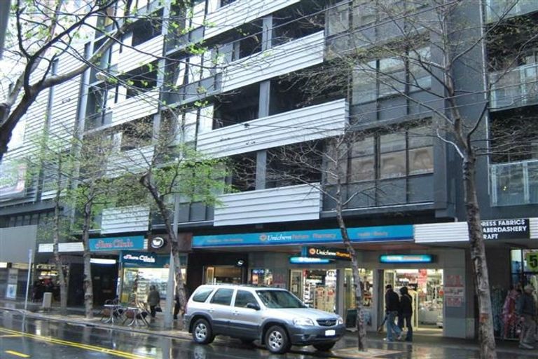 Photo of property in Gerondis Bldg Apartments, 201/60 Willis Street, Wellington Central, Wellington, 6011