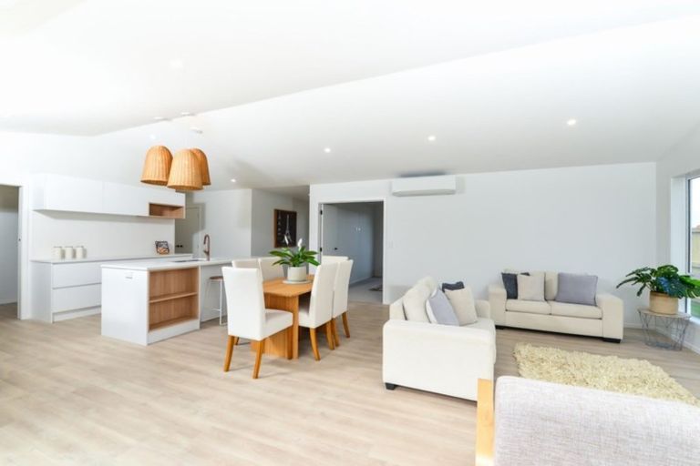 Photo of property in 3 Kukari Close, Flagstaff, Hamilton, 3210