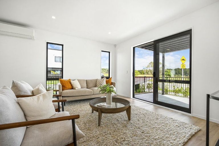 Photo of property in 19 Karamu Street, Flat Bush, 2019