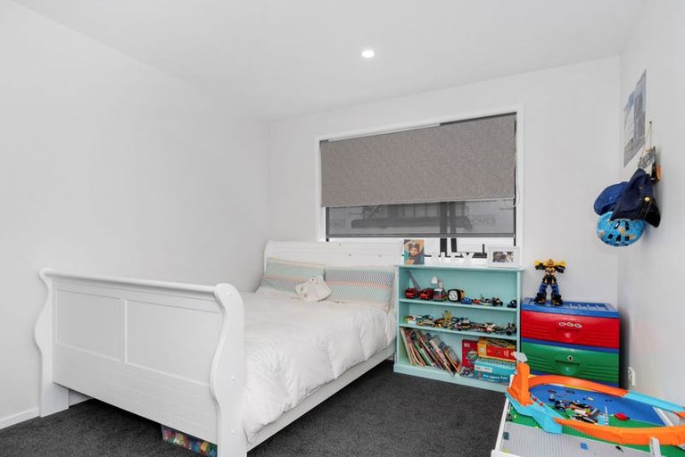 Photo of property in 8 Anglers Way, Omokoroa, 3114