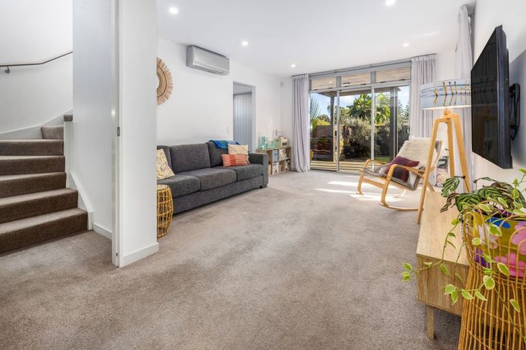 Photo of property in 20b Wharemauku Road, Raumati Beach, Paraparaumu, 5032