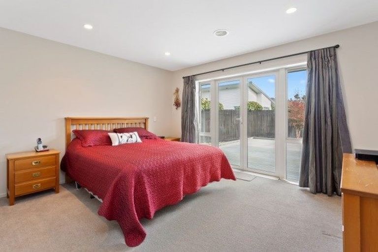 Photo of property in 1 Thomas Lane, Rangiora, 7400