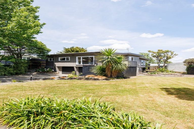 Photo of property in 12 Kent Crescent, Awapuni, Palmerston North, 4412