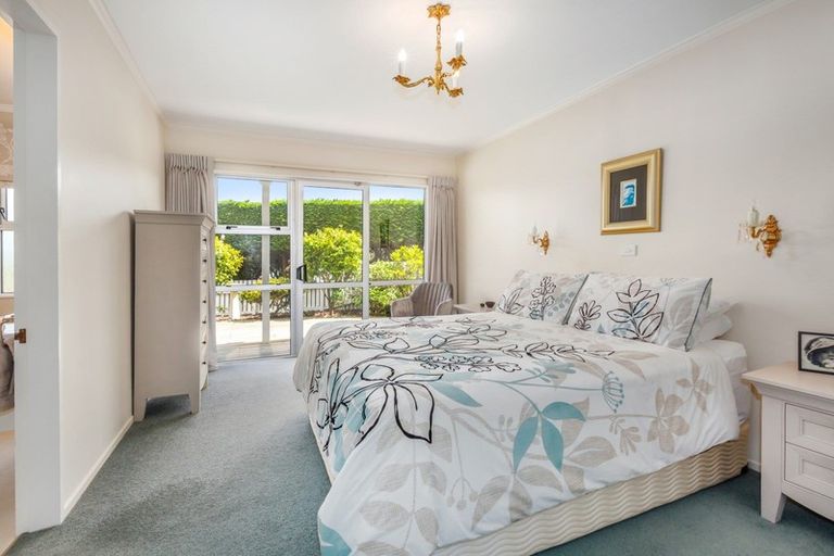 Photo of property in 15 Bosun Terrace, Whitby, Porirua, 5024