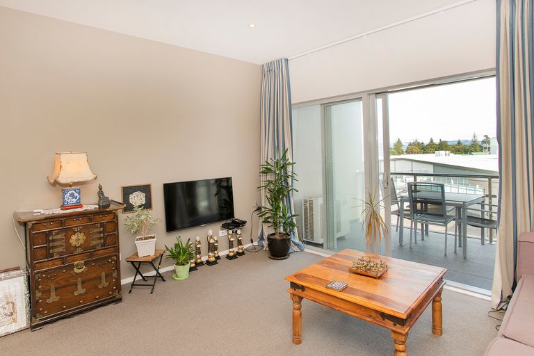 Photo of property in 4 Reads Quay, Gisborne, 4010