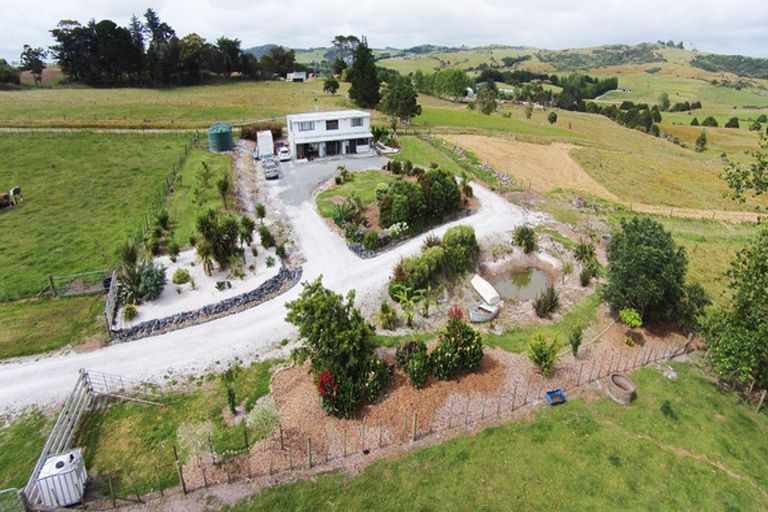 Photo of property in 72 Devich Road, Mangawhai, Wellsford, 0975