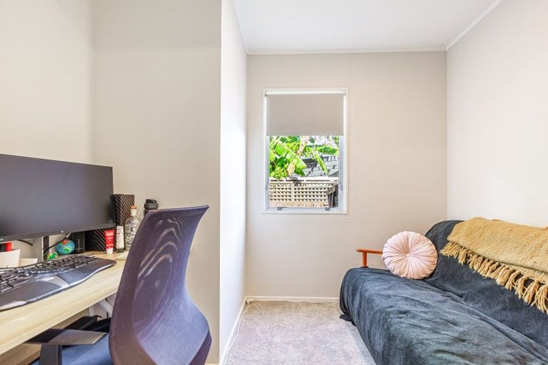 Photo of property in 2/32 Moana Avenue, Onehunga, Auckland, 1061
