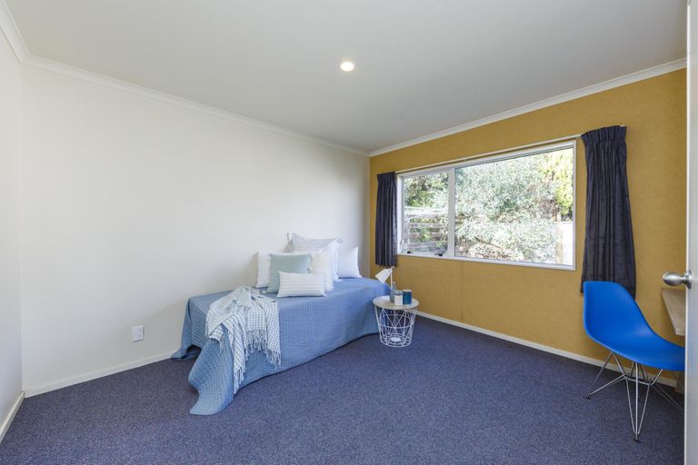 Photo of property in 23b Dorset Crescent, Hokowhitu, Palmerston North, 4410