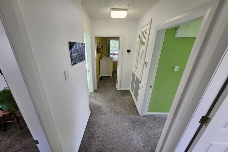 Photo of property in 2 Herewini Street, Titahi Bay, Porirua, 5022