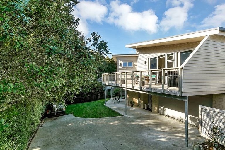 Photo of property in 96a Eskdale Road, Birkdale, Auckland, 0626