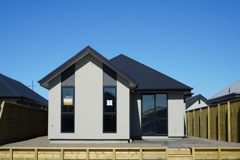 Photo of property in 4 Edlin Lane, Pegasus, 7612