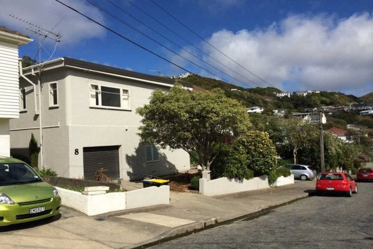 Photo of property in 8 Pimble Avenue, Karori, Wellington, 6012