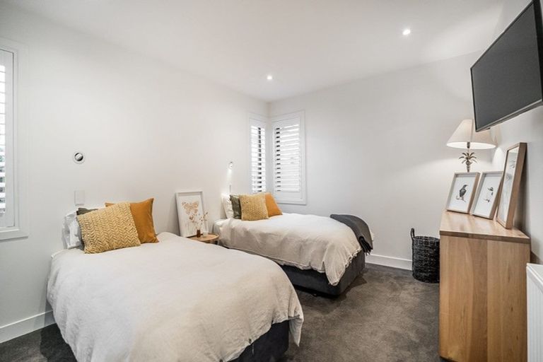 Photo of property in 210 Oceanbeach Road, Mount Maunganui, 3116