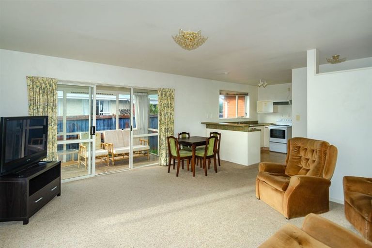 Photo of property in 2/105 Beresford Street, New Brighton, Christchurch, 8061