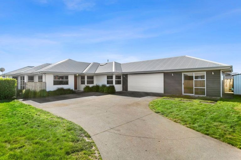 Photo of property in 6 Northpoint Way, Bell Block, New Plymouth, 4312