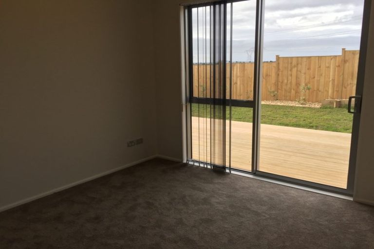 Photo of property in 30 Tir Conaill Avenue, Flat Bush, Auckland, 2019