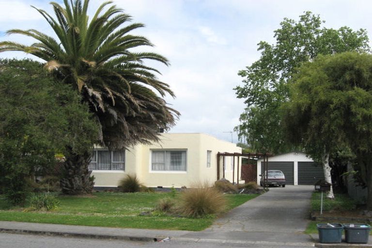 Photo of property in 27 Akaroa Street, Kaiapoi, 7630