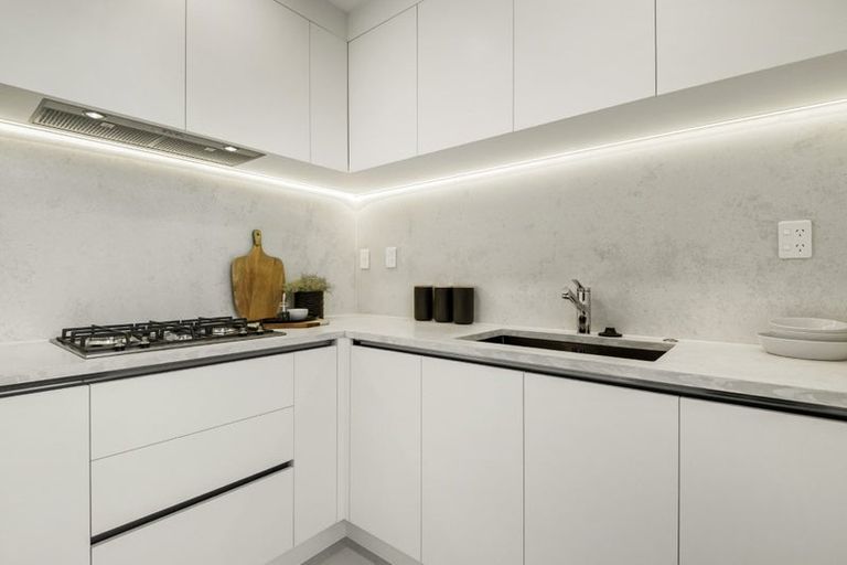 Photo of property in 44 Waitai Close, Long Bay, 0630