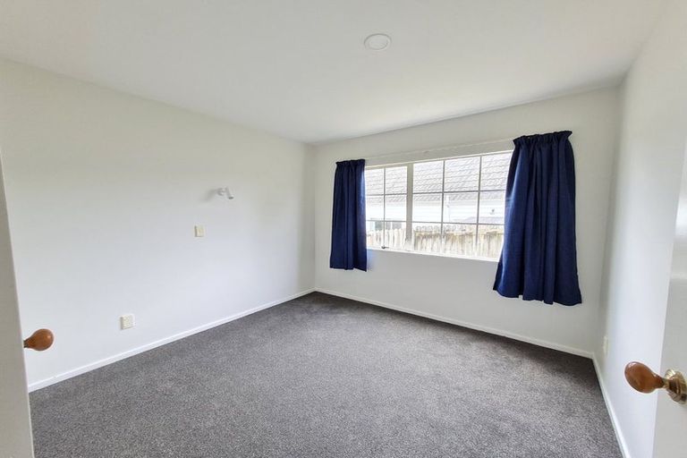 Photo of property in 14 Redfern Lane, Glenfield, Auckland, 0629