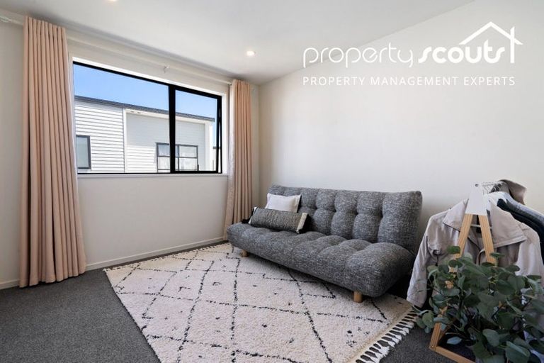 Photo of property in 27b Westgate Drive, Westgate, Auckland, 0614