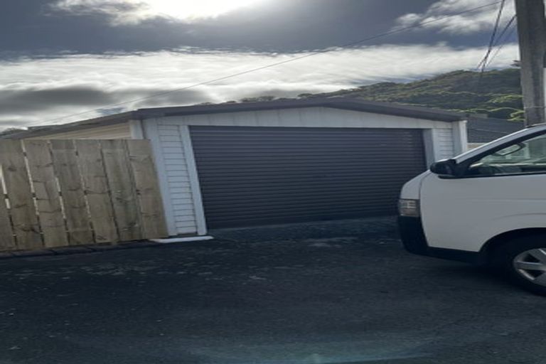 Photo of property in 2/11 Eagle Street, Karori, Wellington, 6012