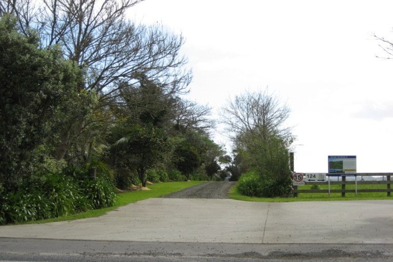 Photo of property in 124 Fred Taylor Drive, Westgate, Auckland, 0814