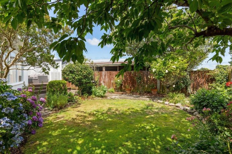 Photo of property in 12 Taverner Street, Carterton, 5713