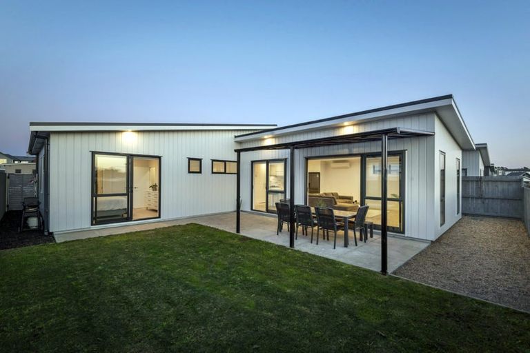 Photo of property in 15 Pamu Road, Whenuapai, Auckland, 0618