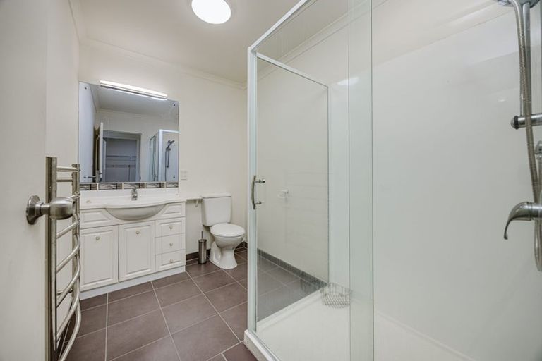 Photo of property in 24 Lime Crescent, Papakura, 2110