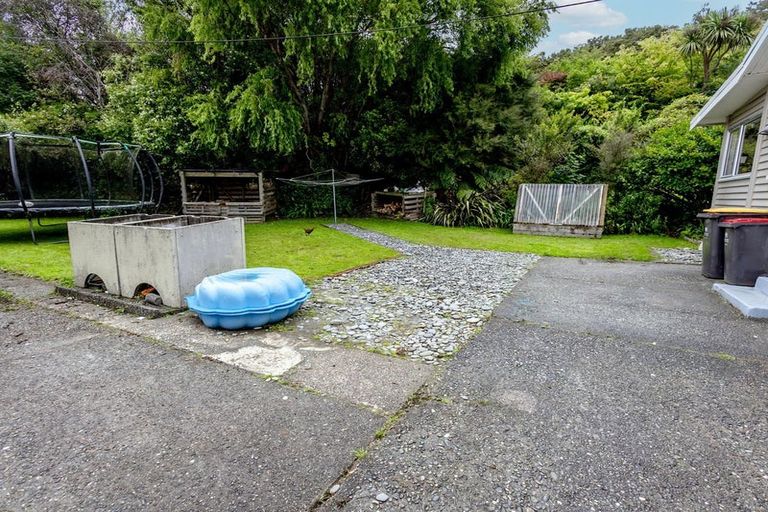 Photo of property in 2 Sutherland Street, Dunollie, Runanga, 7803