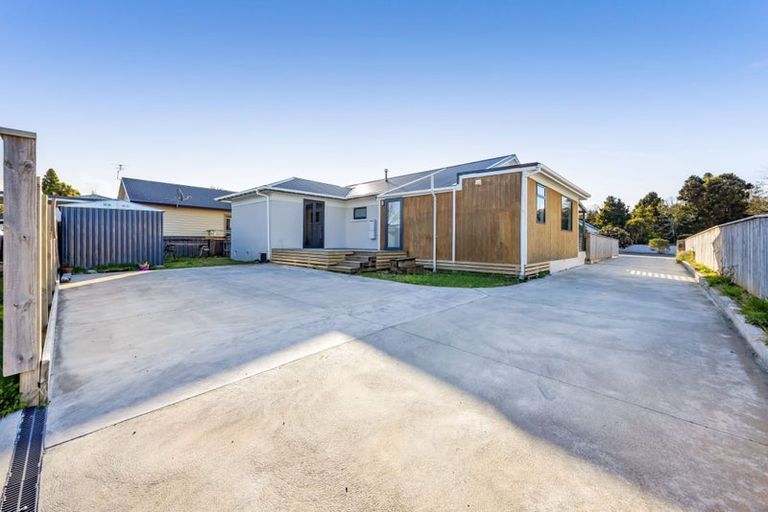 Photo of property in 15 Craig Street, Stratford, 4332