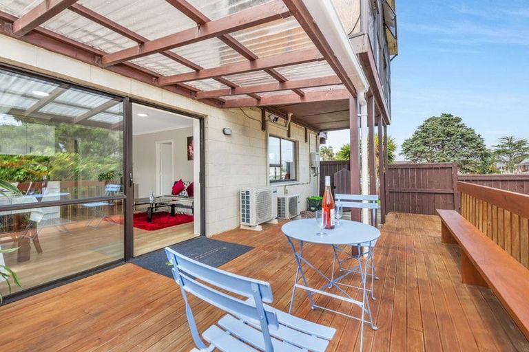 Photo of property in 1/39 Hedge Row, Sunnyhills, Auckland, 2010