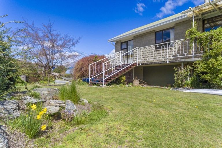Photo of property in 12 Hood Crescent, Arrowtown, 9302