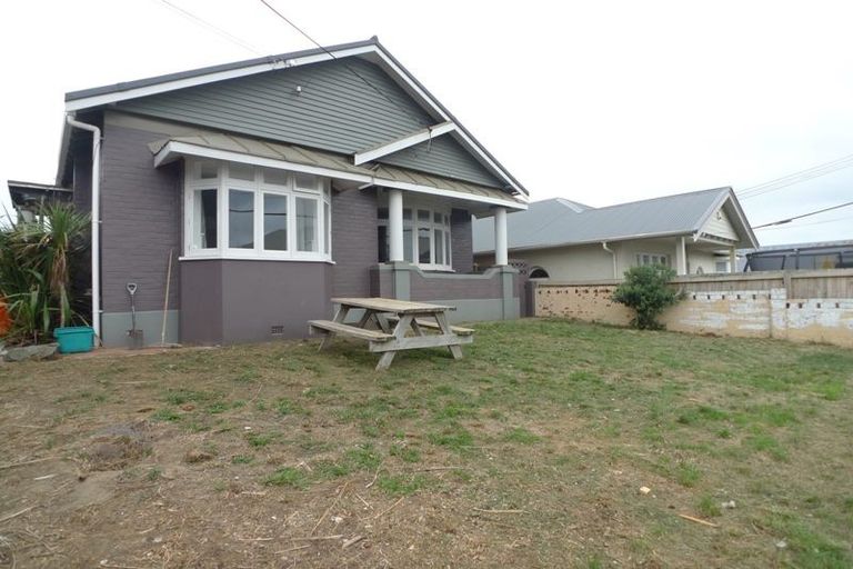 Photo of property in 219 Coutts Street, Rongotai, Wellington, 6022