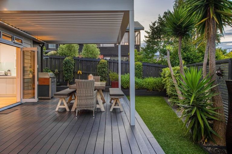 Photo of property in 131 Kowhai Road, Mairangi Bay, Auckland, 0630