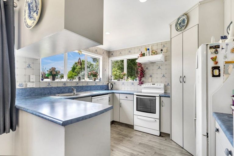 Photo of property in 55 Charles Street, Carterton, 5713