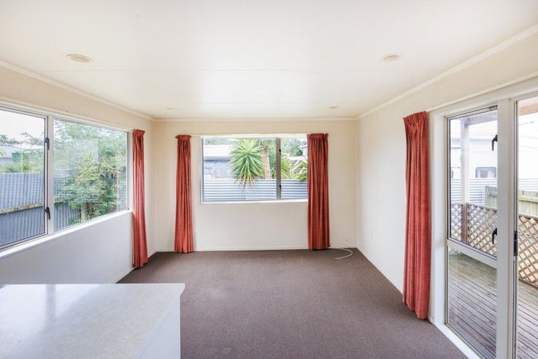 Photo of property in 30 Pembroke Street, Highbury, Palmerston North, 4412