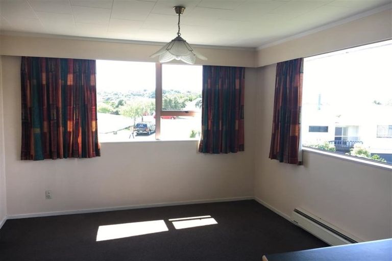 Photo of property in 52 Discovery Drive, Whitby, Porirua, 5024