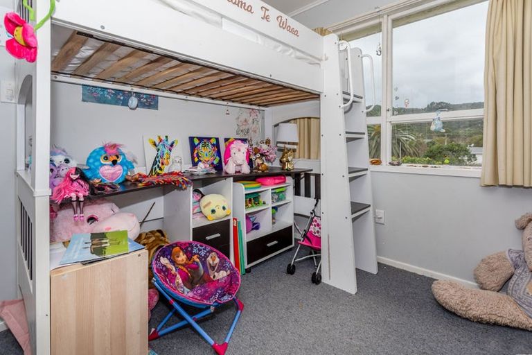 Photo of property in 105 Huaroa Street, Coromandel, 3506