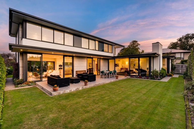 Photo of property in 129 Puriri Street, Riccarton, Christchurch, 8041