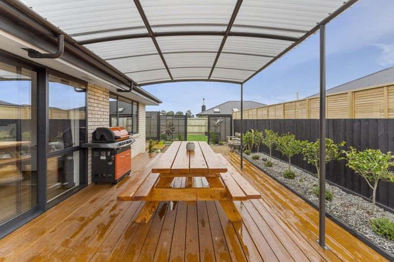 Photo of property in 4 Fearne Drive, Woodend, 7610