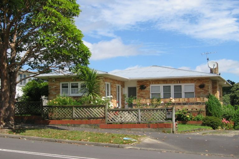 Photo of property in 69 Terry Street, Blockhouse Bay, Auckland, 0600