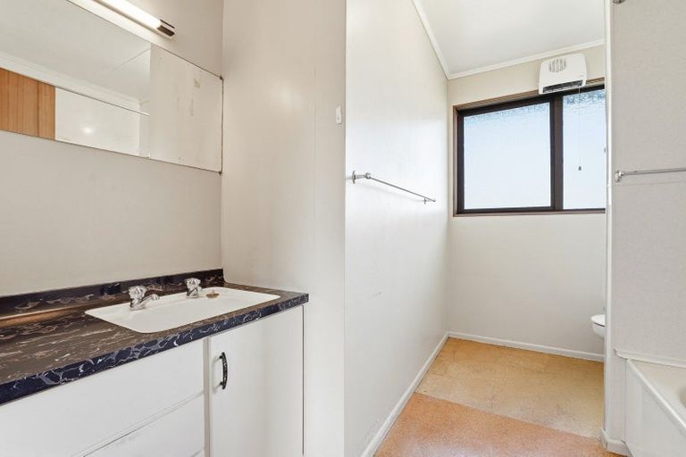 Photo of property in 5a Cambridge Street, Pahiatua, 4910