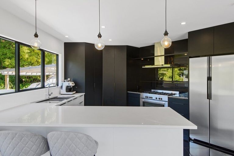 Photo of property in 10a Dalefield Drive, Cashmere, Christchurch, 8022